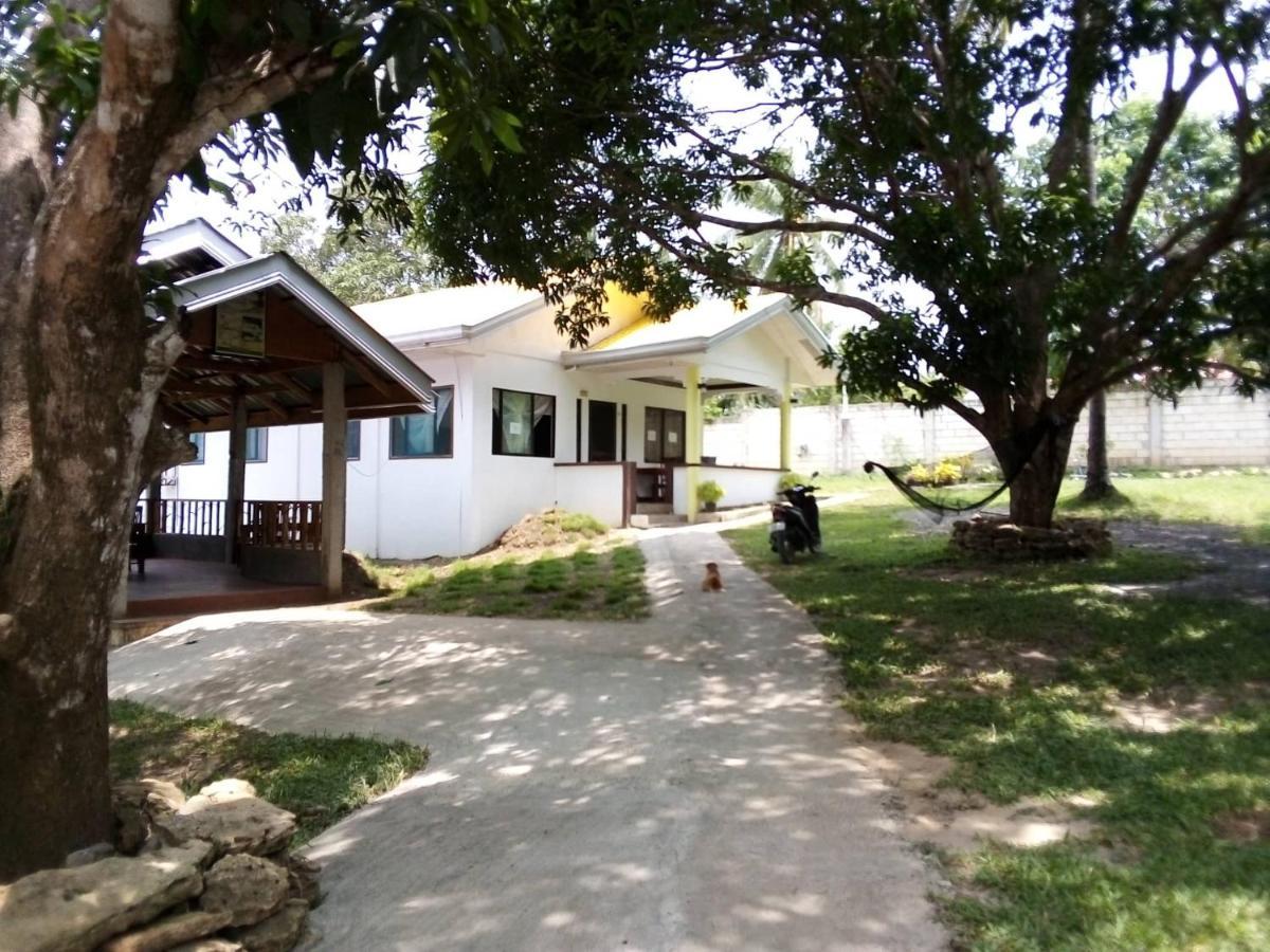 Balai Mariacaria Pension House Guindulman Ngoại thất bức ảnh