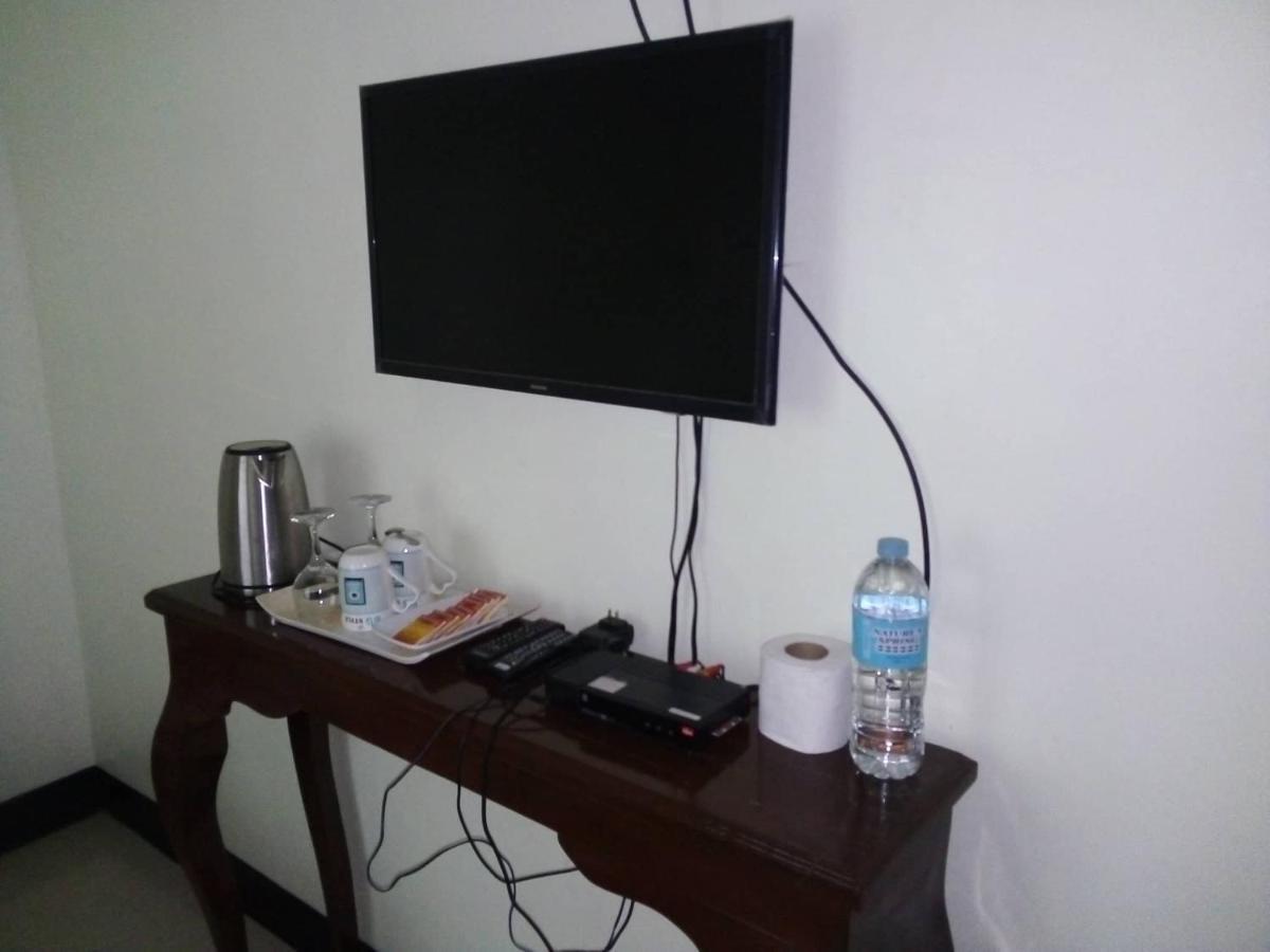 Balai Mariacaria Pension House Guindulman Ngoại thất bức ảnh