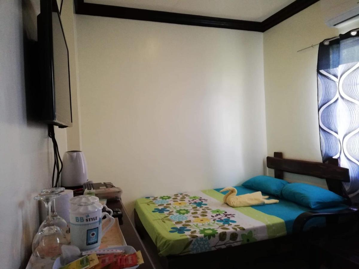 Balai Mariacaria Pension House Guindulman Ngoại thất bức ảnh