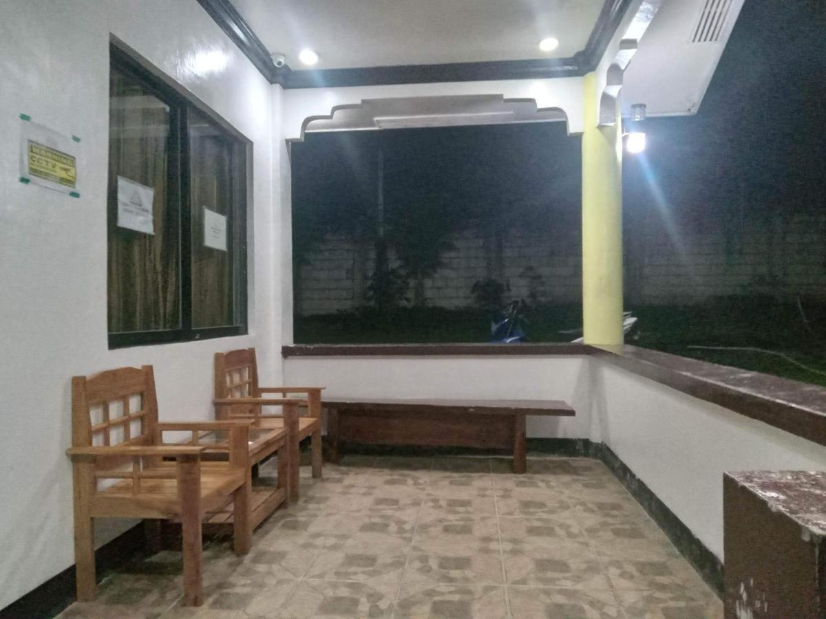 Balai Mariacaria Pension House Guindulman Ngoại thất bức ảnh