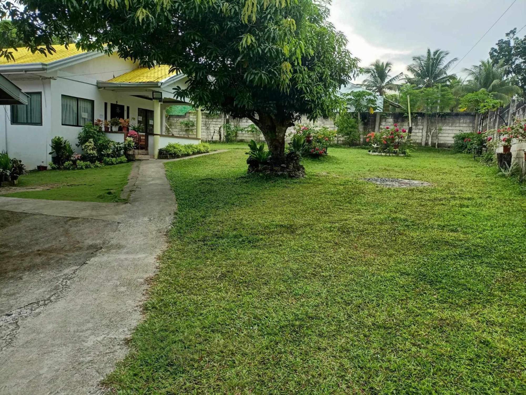 Balai Mariacaria Pension House Guindulman Ngoại thất bức ảnh
