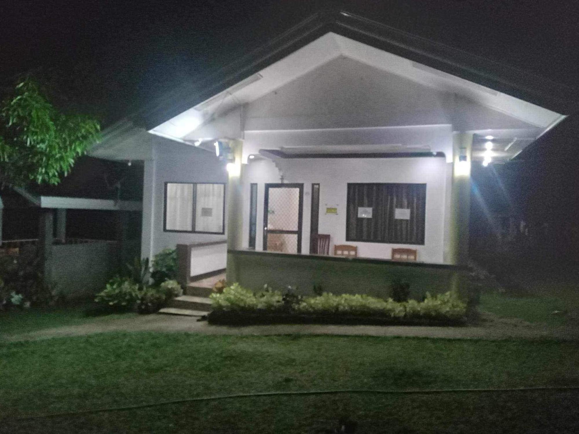 Balai Mariacaria Pension House Guindulman Ngoại thất bức ảnh